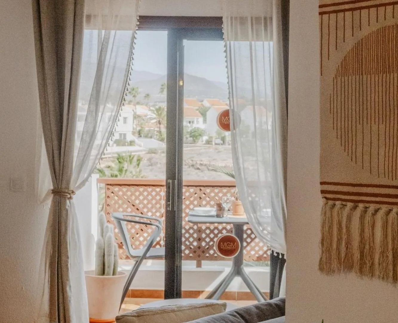 Alba Vista - Albatros Park In Golf Del Sur Tenerife - Heated Pool & Teide View San Miguel de Abona Spain